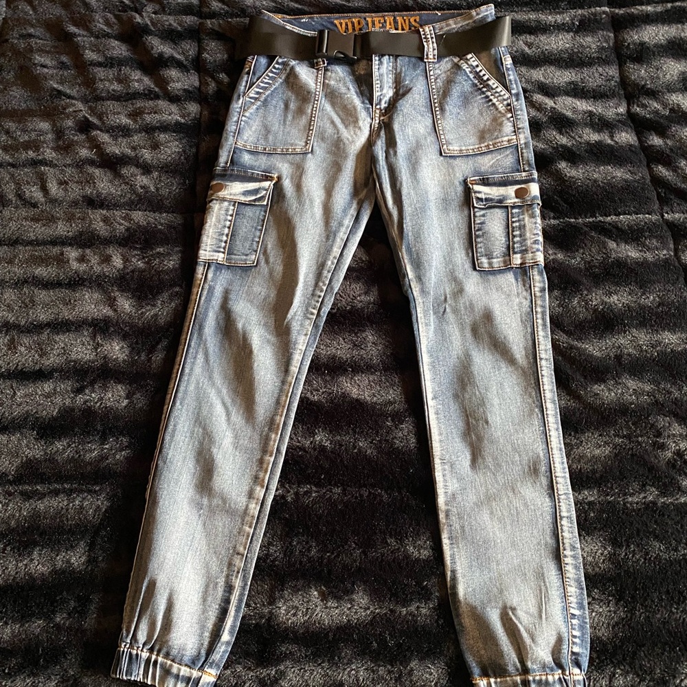VIP JEANS (with a belt)